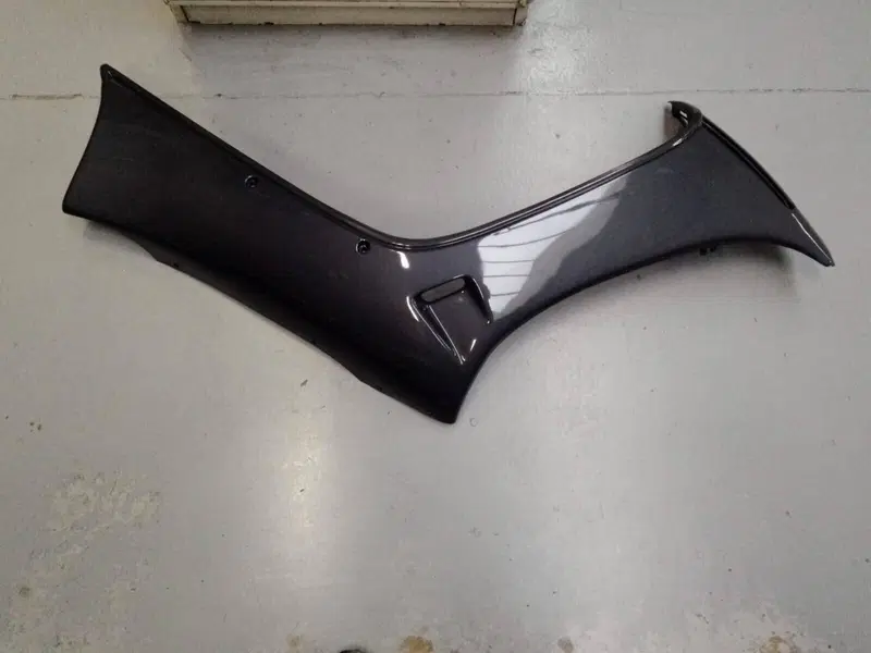 CARENA ANTERIORE DX APRILIA SR 50 AP8231572