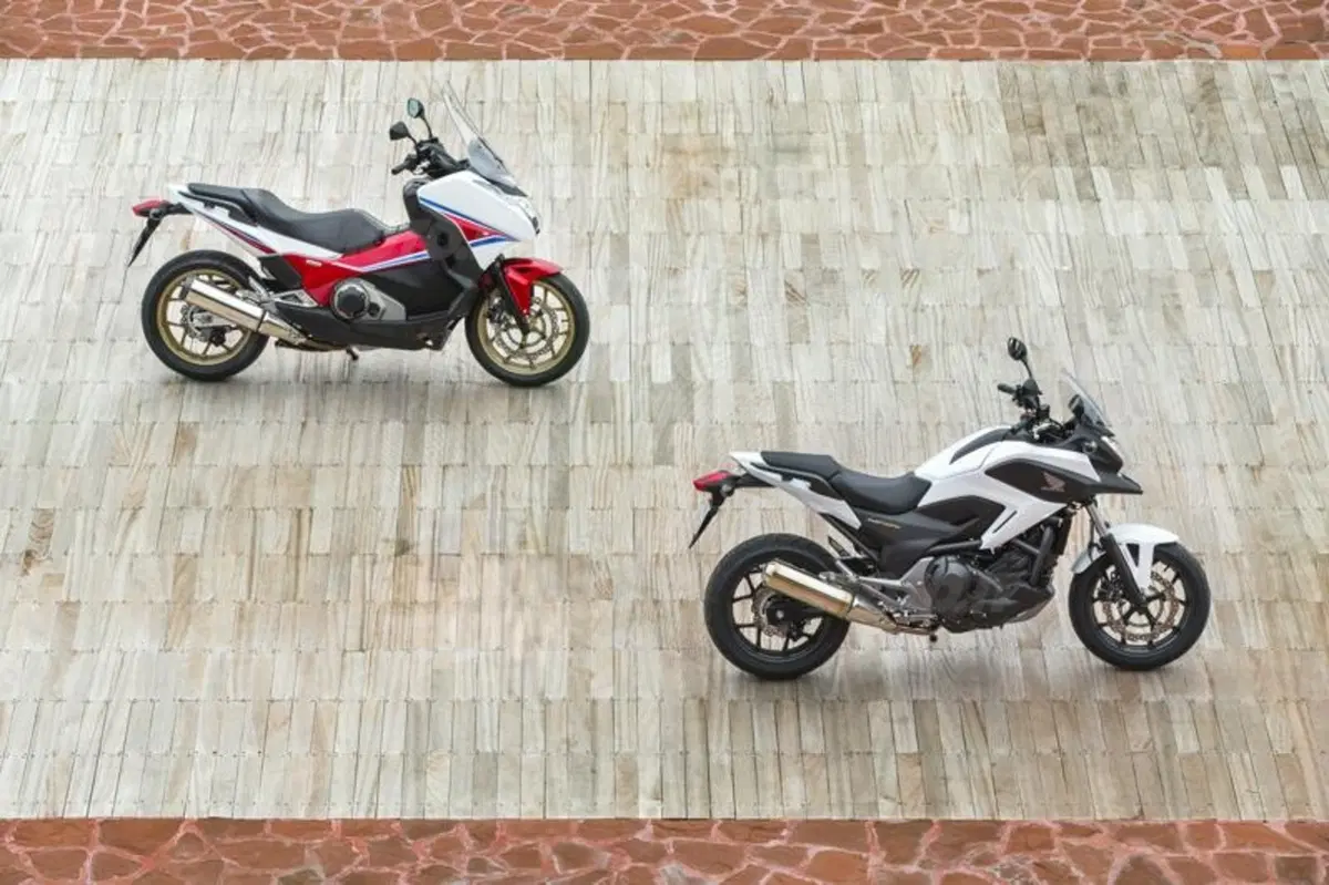 Honda NC750X DCT  (24)