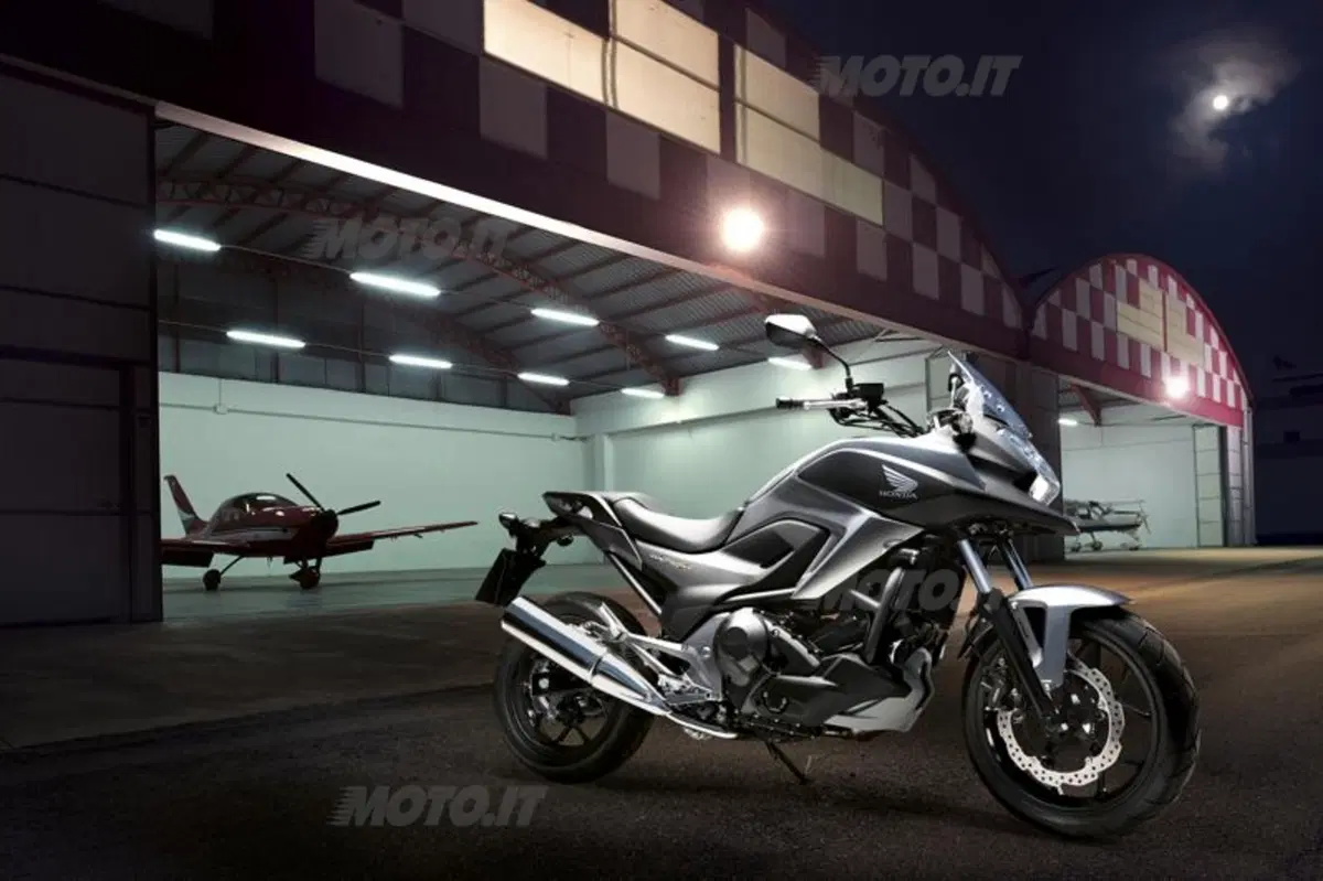 Honda NC750X DCT  (25)