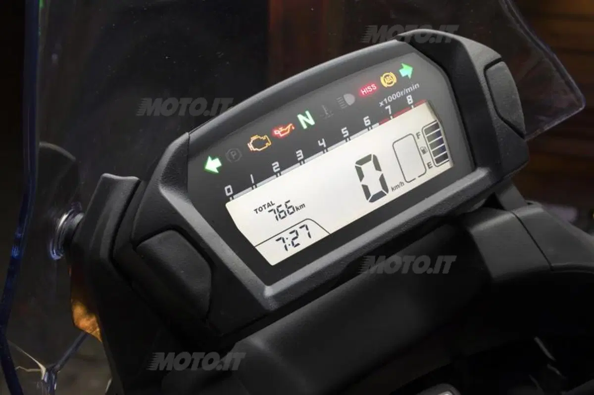 Honda NC750X DCT  (27)