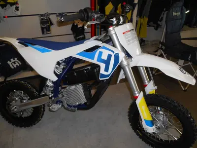 Husqvarna EE 5 (2021 - 22) nuova