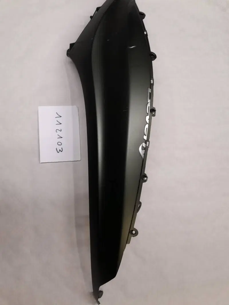 FIANCATA POSTERIORE SX PIAGGIO BEVERLY 300-350
