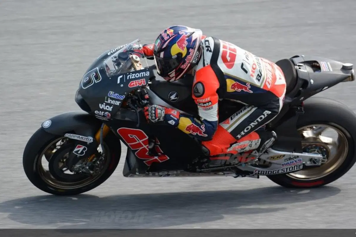 Marquez domina la tre giorni di test a Sepang. Rossi molto vicino