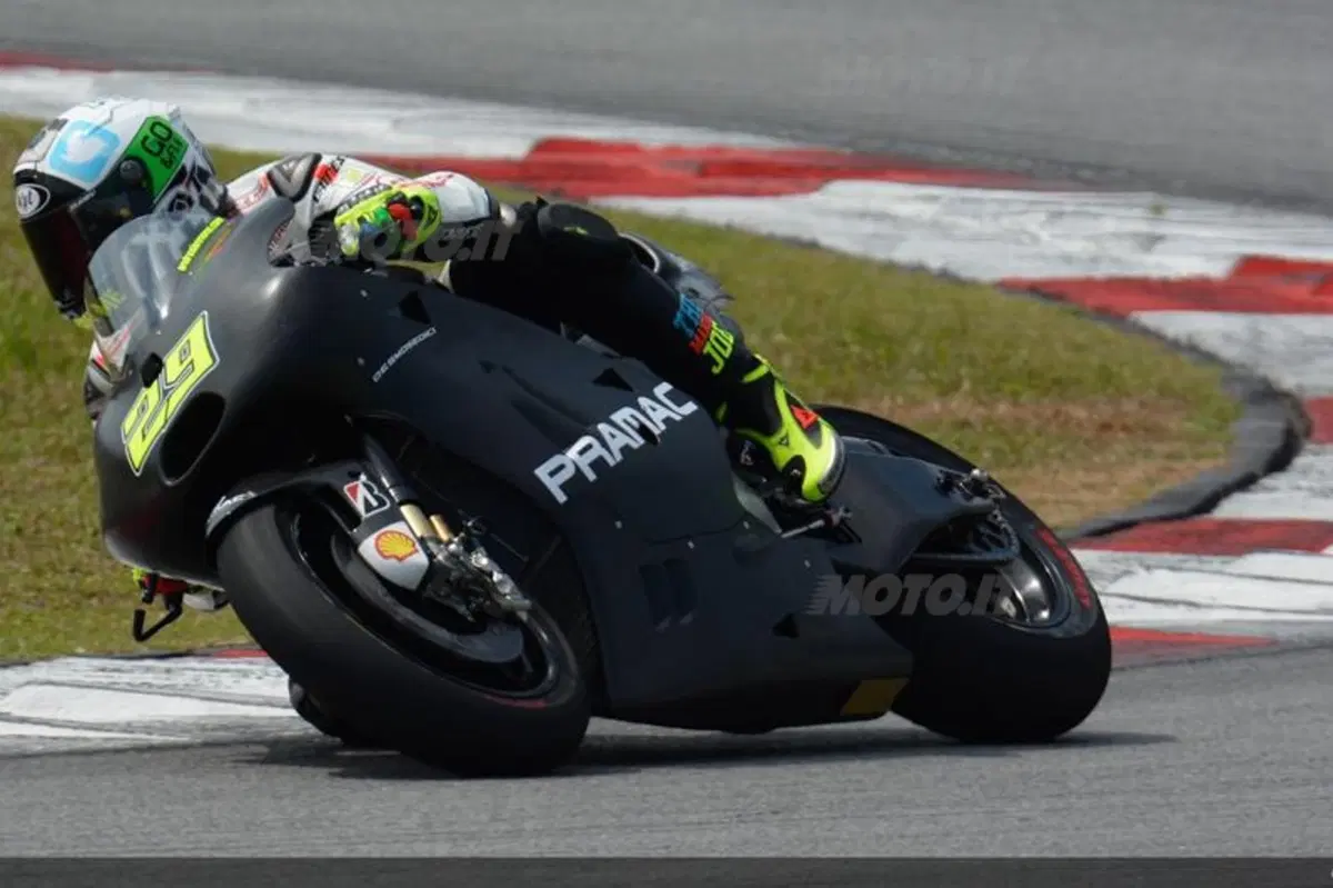 Marquez domina la tre giorni di test a Sepang. Rossi molto vicino (6)