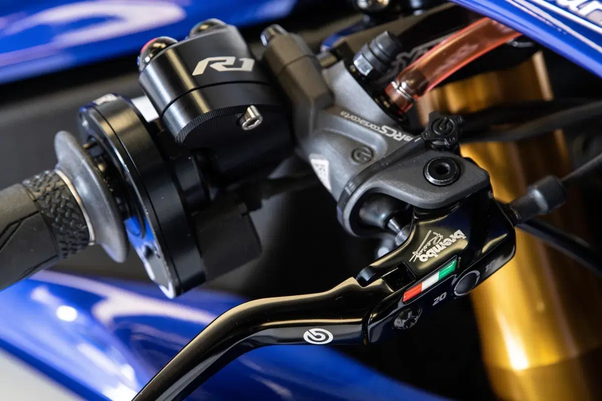 Yamaha YZF-R1: 21 esemplari per la SBK Razgatlioglu Replica (7)
