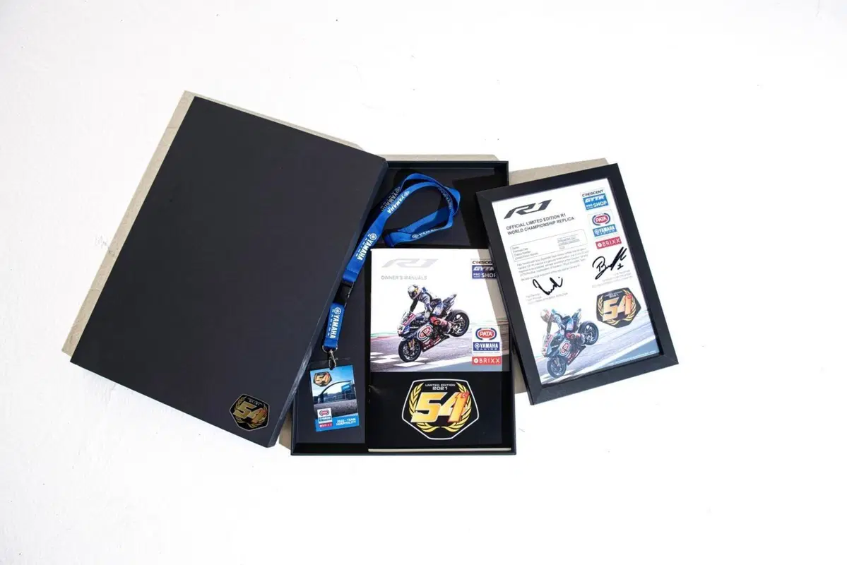 Yamaha YZF-R1: 21 esemplari per la SBK Razgatlioglu Replica (4)