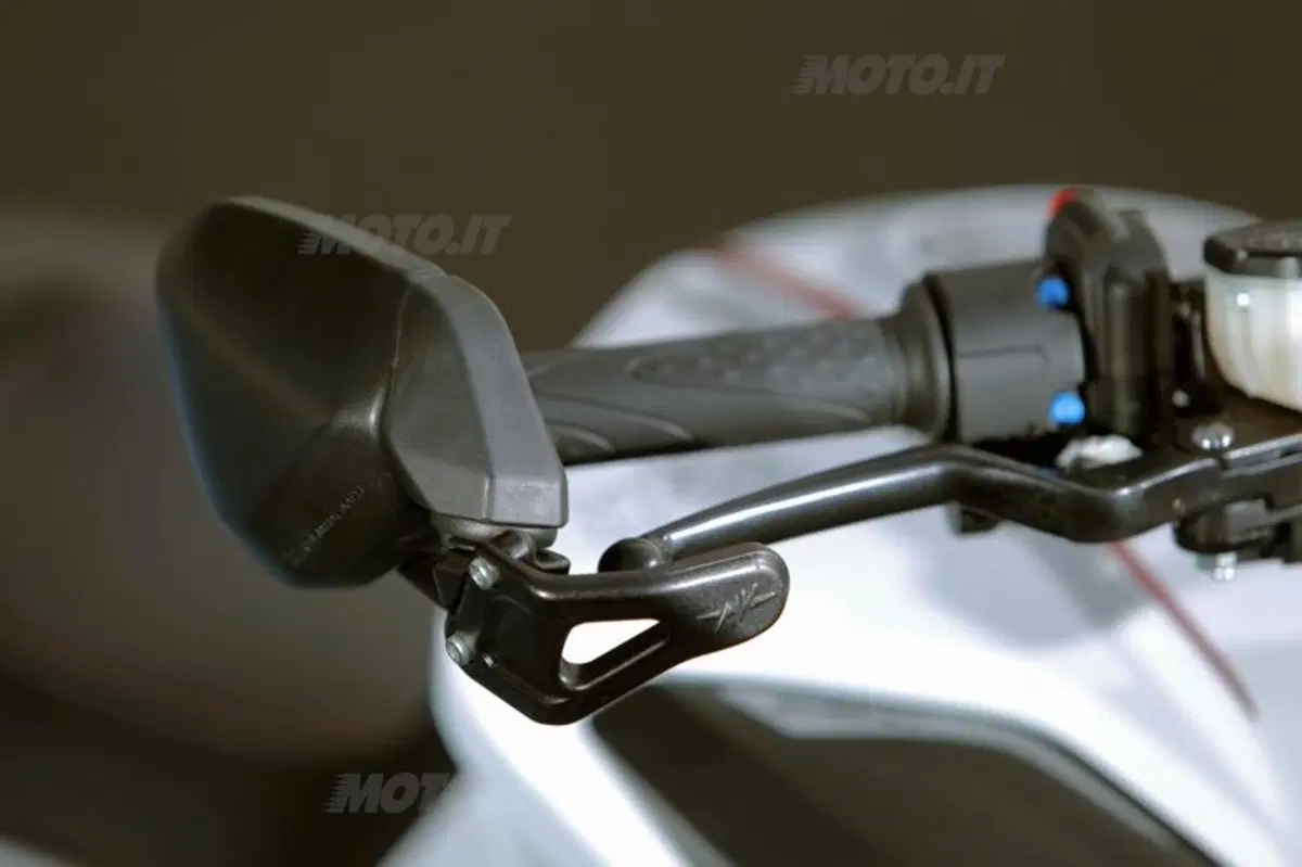 MV Agusta Brutale 800 Dragster  (63)
