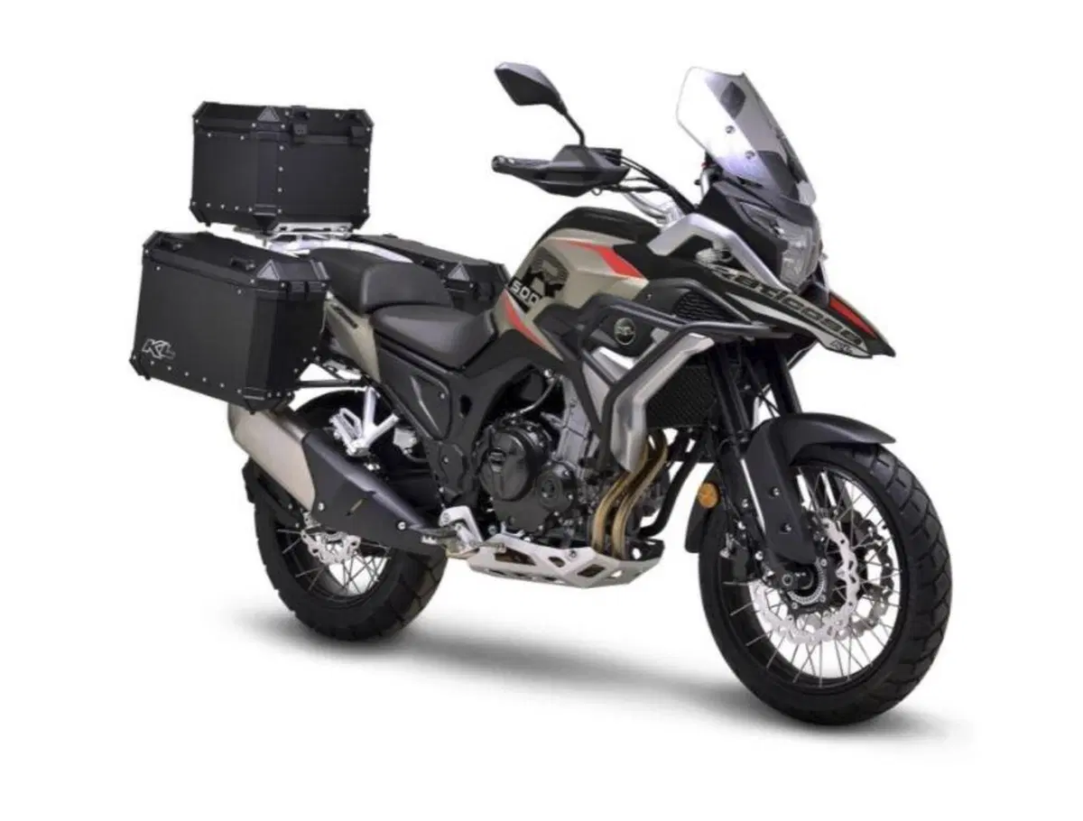 KL Raticosa 500 X. Arriva in Italia la Adventure bicilindrica (4)