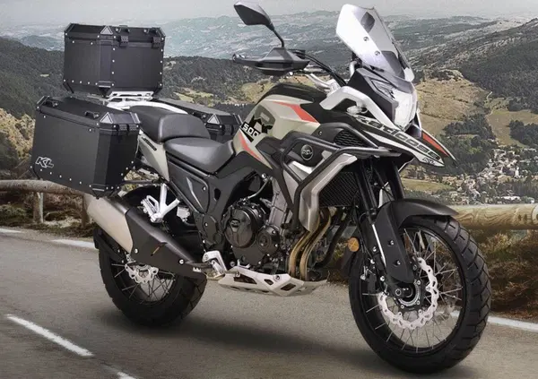 KL Raticosa 500 X. Arriva in Italia la Adventure bicilindrica