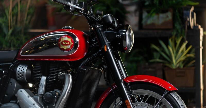 BSA rinasce con la nuova Gold Star 650