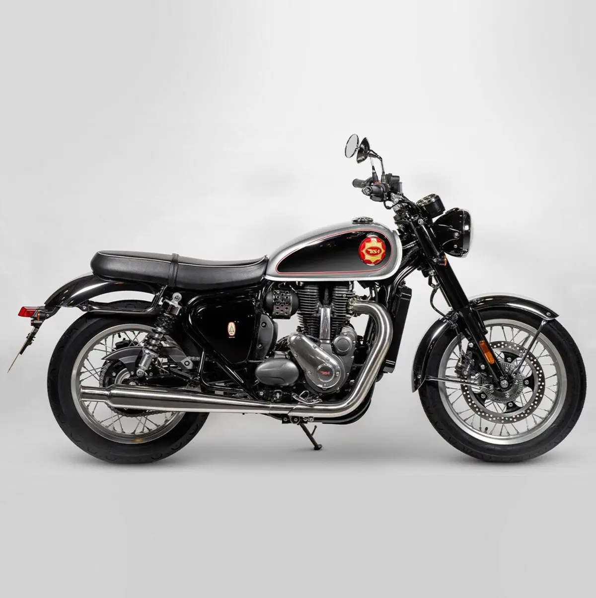 BSA rinasce con la nuova Gold Star 650