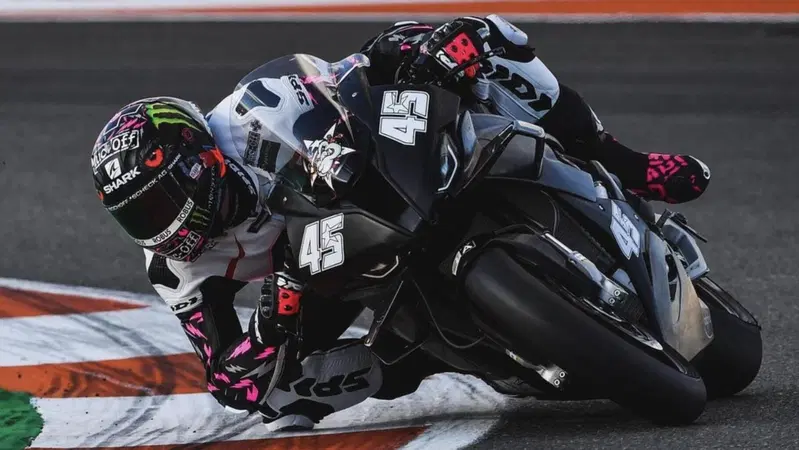 SBK: primo test di Redding con BMW a Valencia