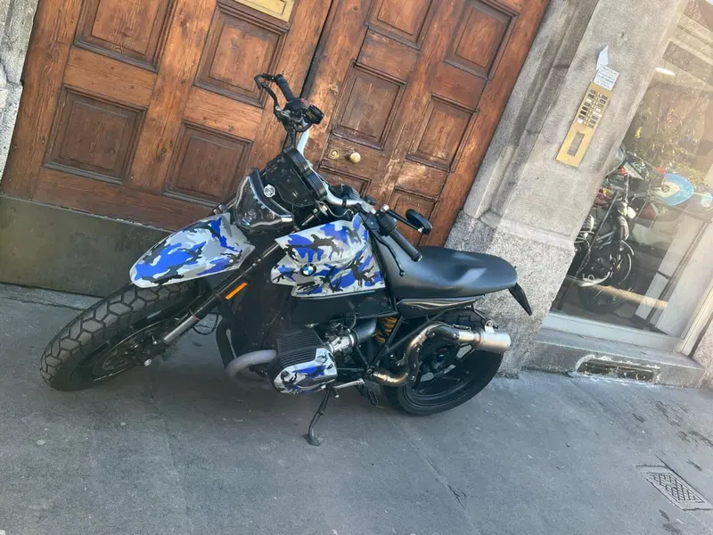 Bmw HP2 Megamoto (4)