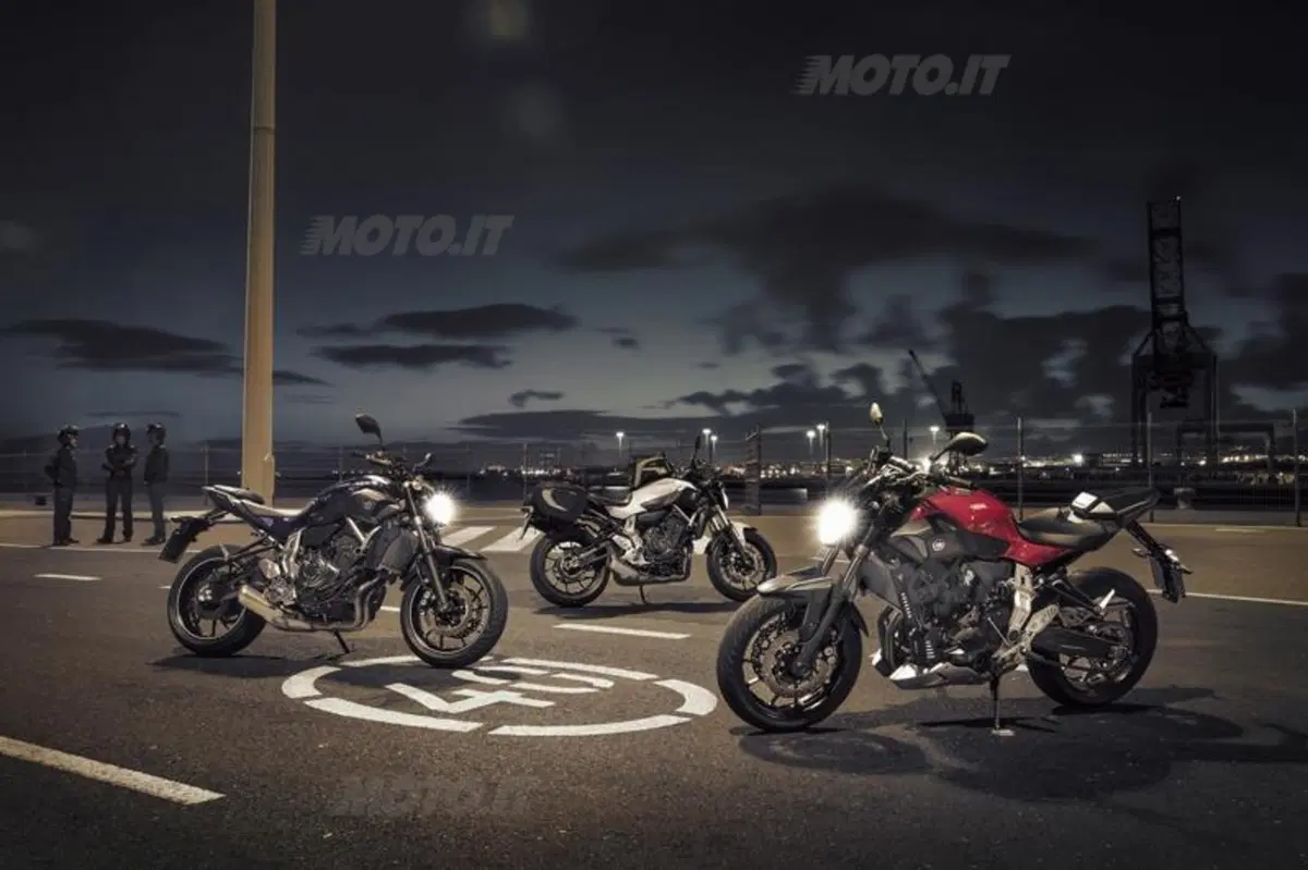 Yamaha MT-07  (15)