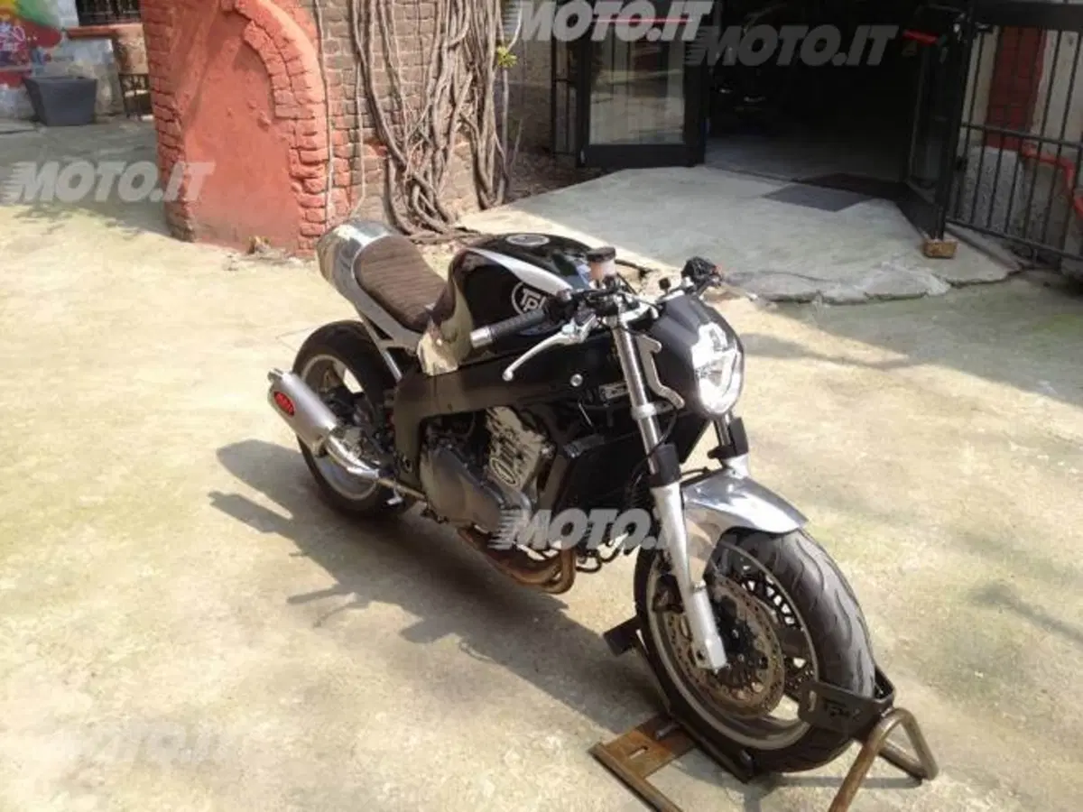 Le Strane di Moto.it: Triumph Sprint 955 (4)