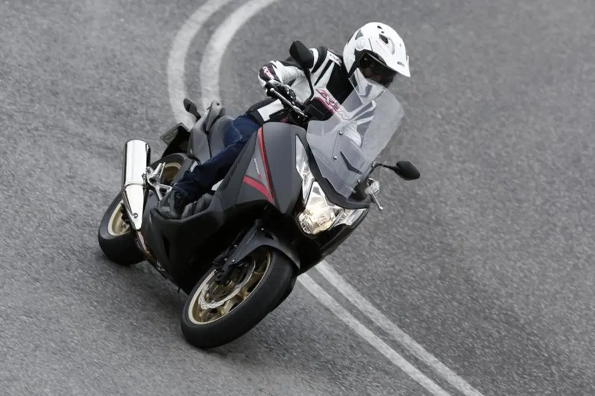 Honda Integra 750 DCT