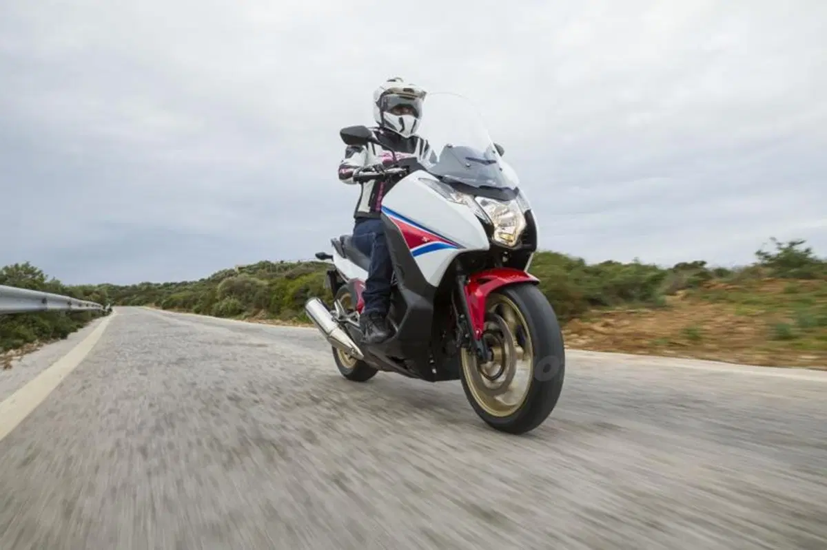 Honda Integra 750 DCT (3)