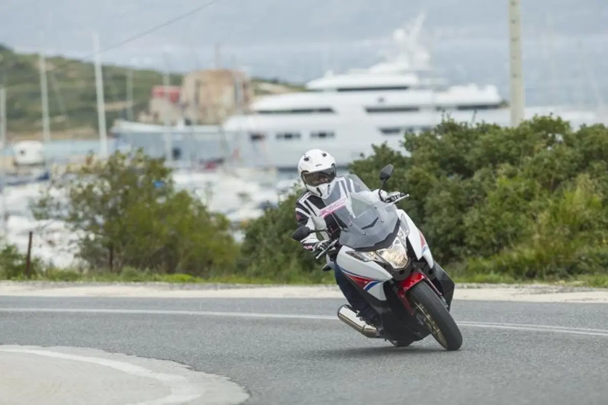 Honda Integra 750 DCT (7)