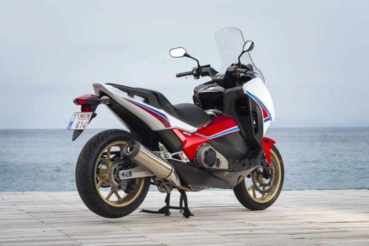 Honda Integra 750 DCT (14)