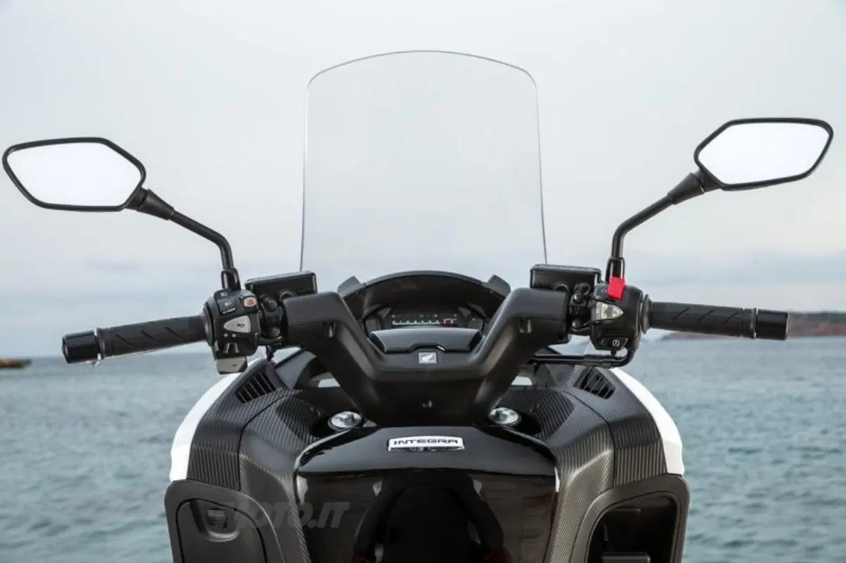 Honda Integra 750 DCT (31)
