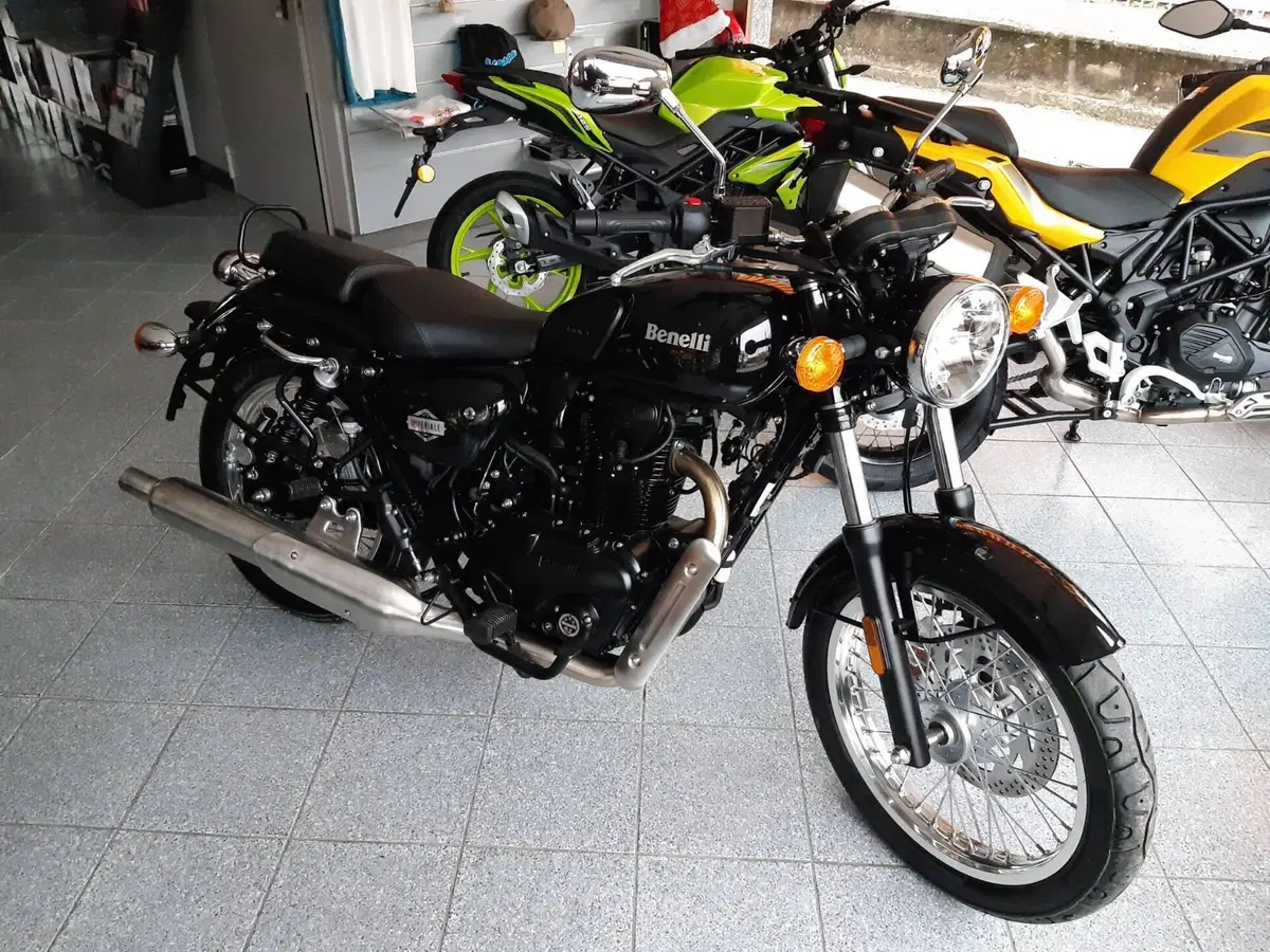 Benelli Imperiale 400 (2021 - 25)
