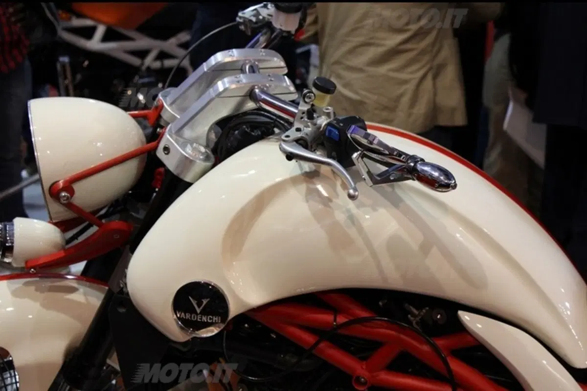 Moto Morini - Vardenchi T5 cruiser (2)