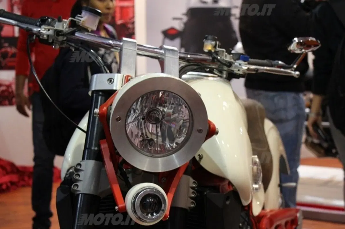 Moto Morini - Vardenchi T5 cruiser (10)