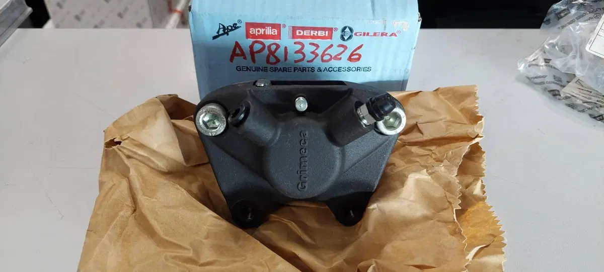 PINZA FRENO POST SCARABEO 125-200-250-300 Grimeca