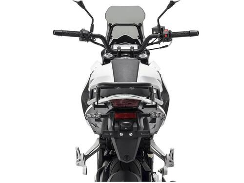 Benelli TRK 251 m.y. 2022. Diventa Euro 5 (8)