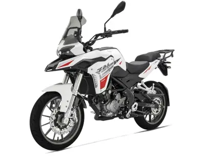 Benelli TRK 251 m.y. 2022. Diventa Euro 5