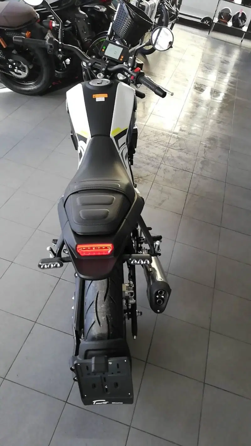 Benelli Leoncino 250 (2021 - 25) (5)
