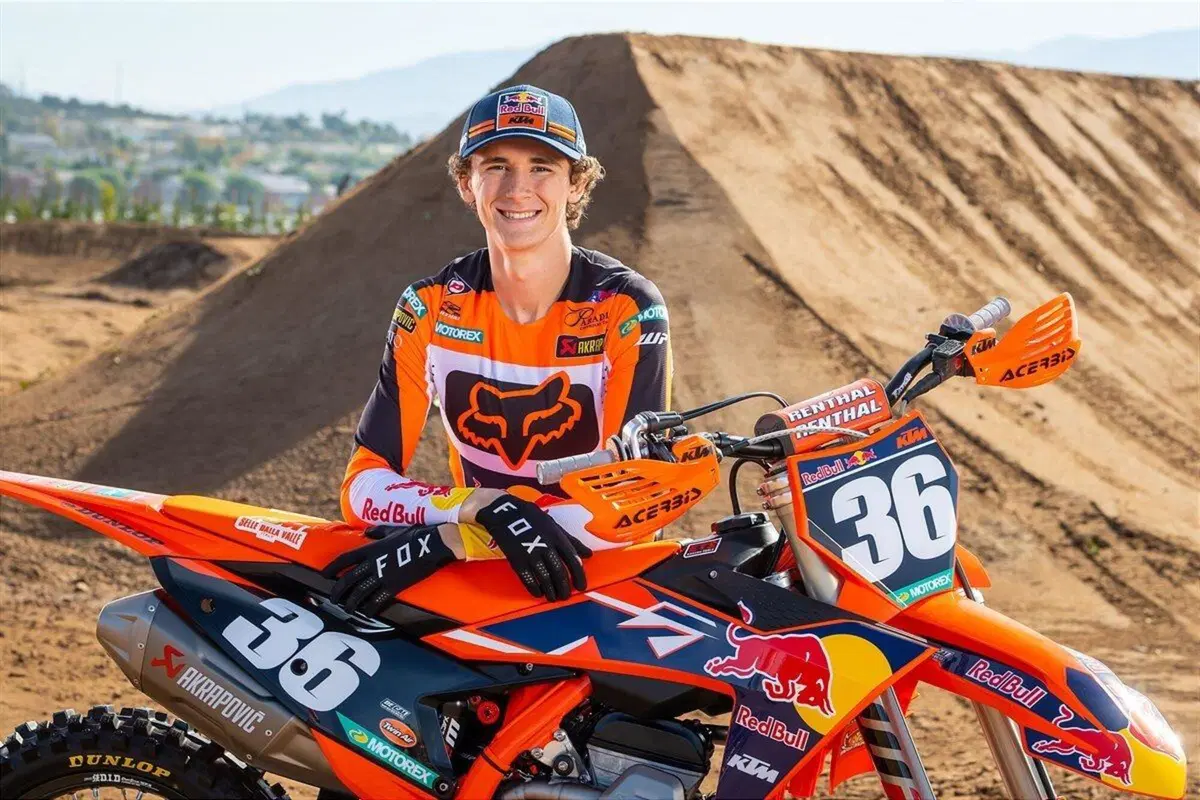 KTM 450 SX-F e 250 SX-F Factory Edition 2022. Solo per gli USA (12)