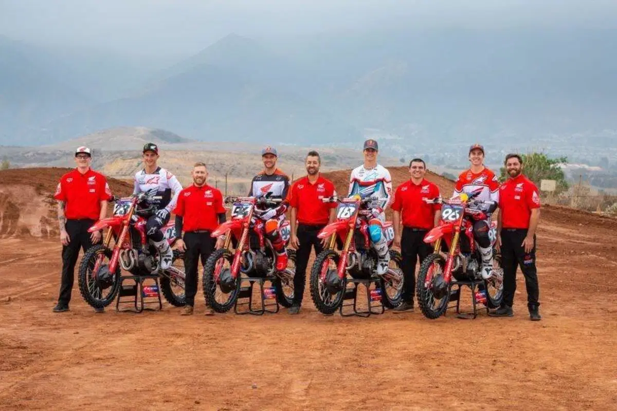 Il Team Honda HRC presenta la formazione 2022 nel Motocross USA