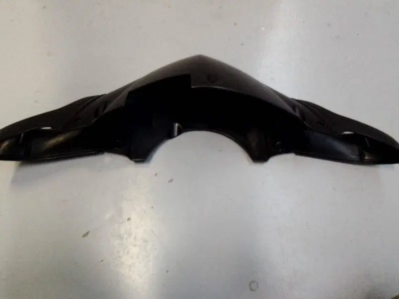 PLANCIA COPRIMANUBRIO PER APRILIA SR 50 AP8268079 (2)