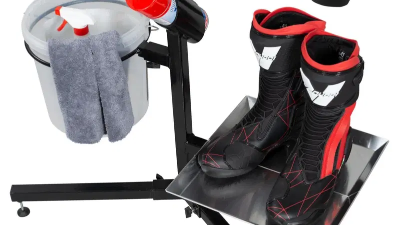 - 11 a Natale 2021, un'idea regalo al giorno per motociclisti e motocicliste: Wizard