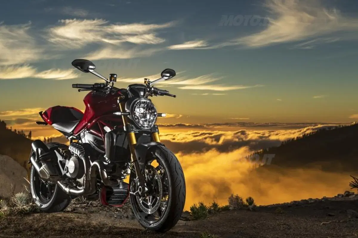Ducati Monster 1200S (36)