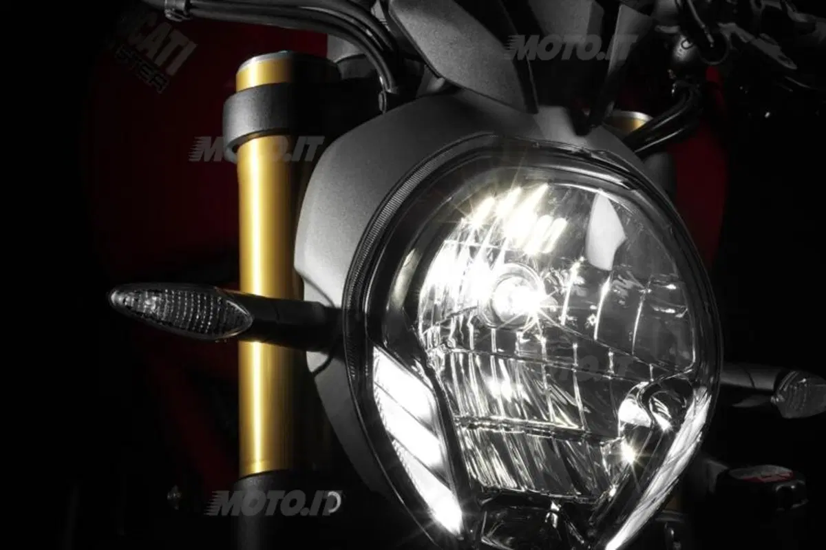 Ducati Monster 1200S (50)
