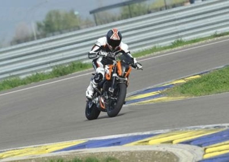 KTM DukeTrophy, il 16 marzo le selezioni per la borsa di studio