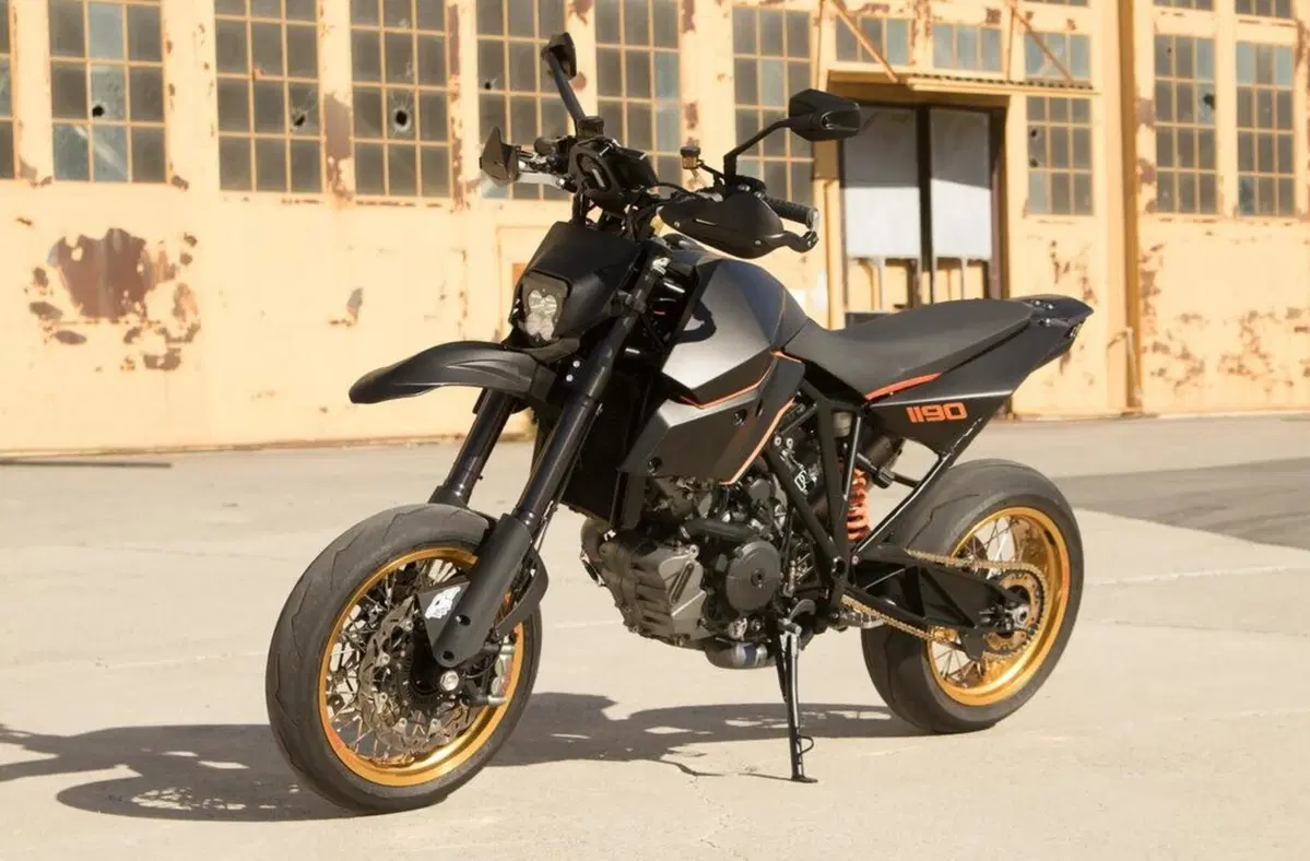 RATicate Racing 1190 XLSM. La KTM 1190 Adventure R che non avevate mai osato chiedere (6)
