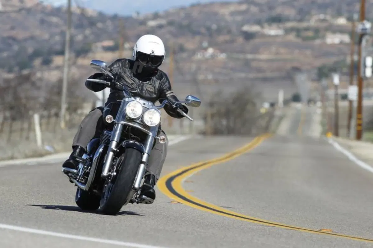 Triumph Thunderbird Commander  
