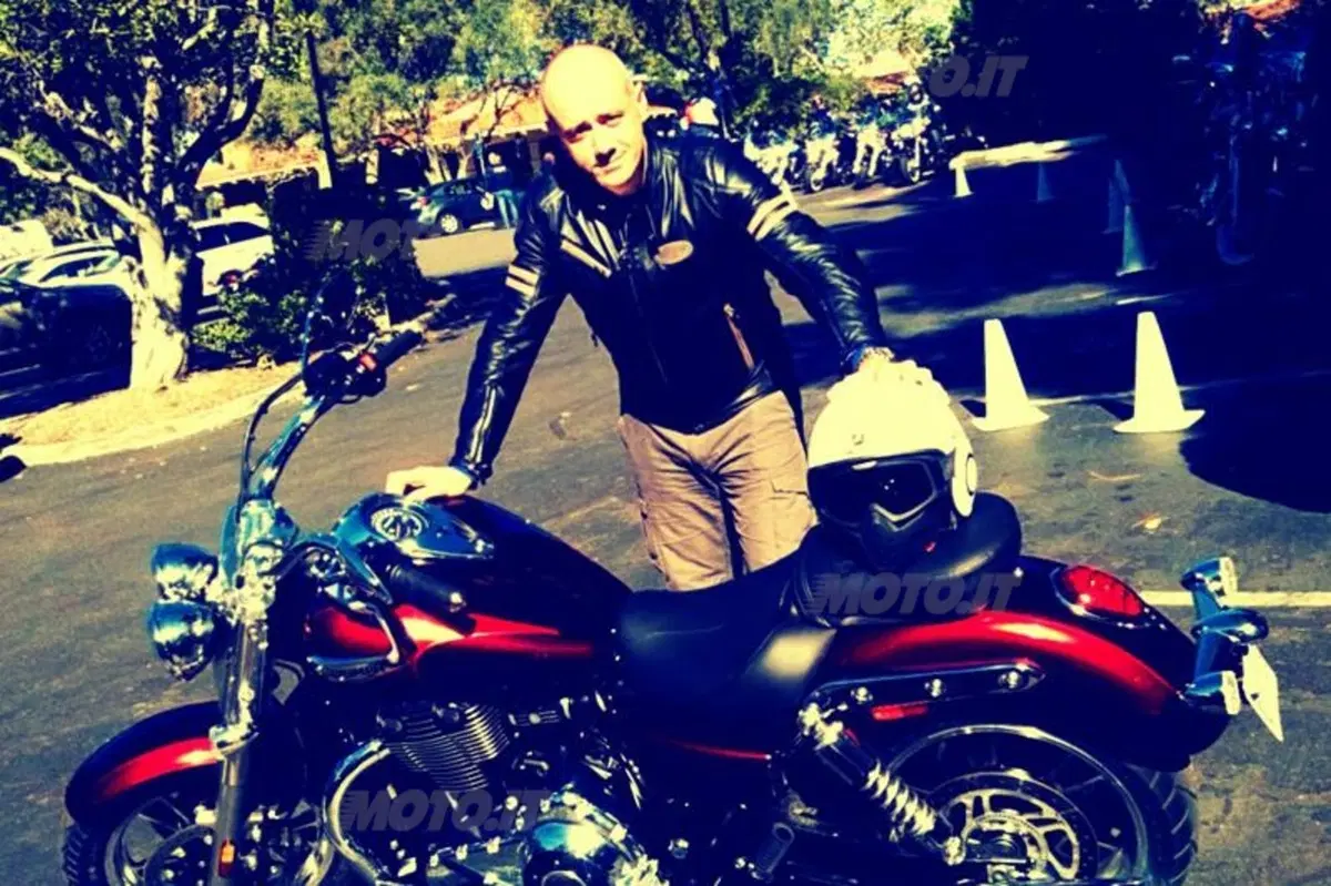 Triumph Thunderbird Commander   (14)