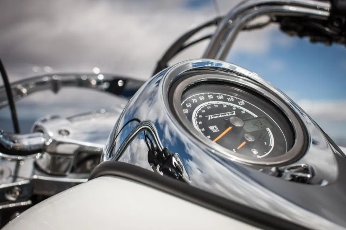 Triumph Thunderbird LT   (28)