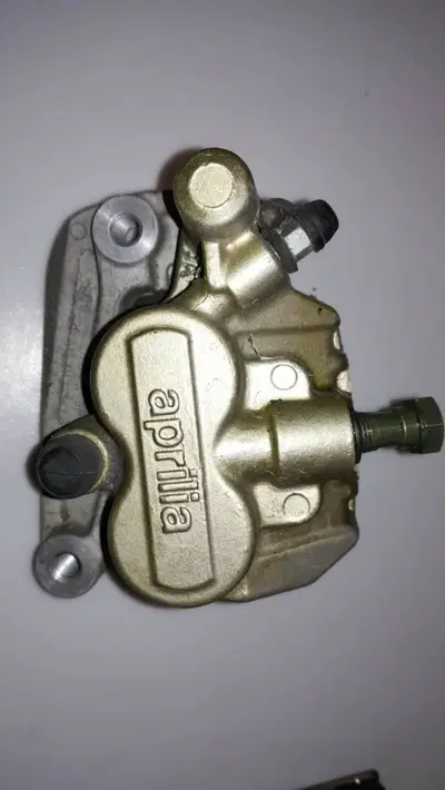 Pinza freno posteriore Aprilia
