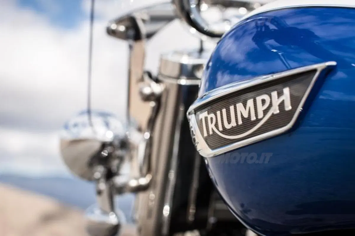 Triumph Thunderbird LT   (32)
