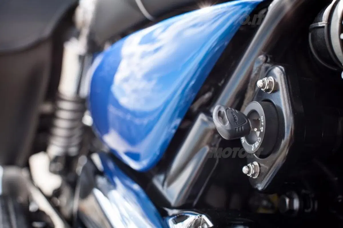 Triumph Thunderbird LT   (34)