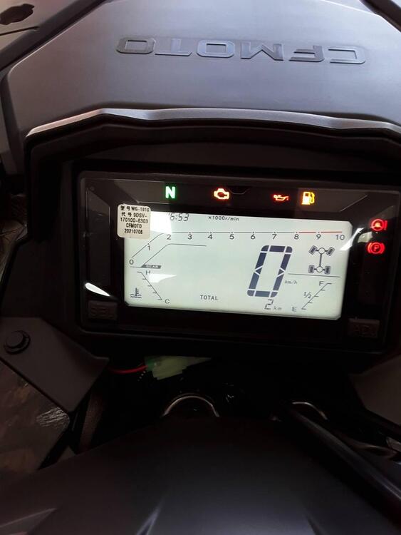 CFMOTO 650NK (2021 - 24) (3)