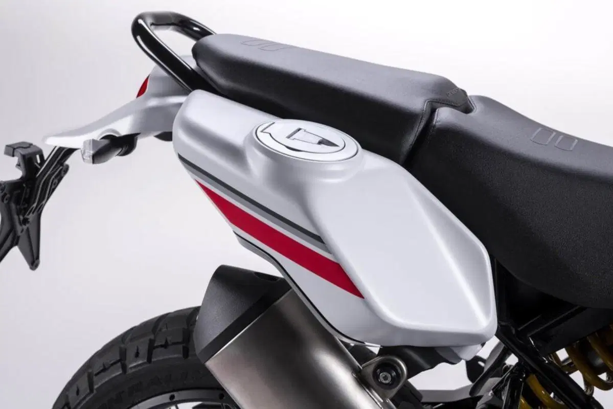 Ducati DesertX: 5 COSE DA SAPERE sulla nuova maxienduro italiana