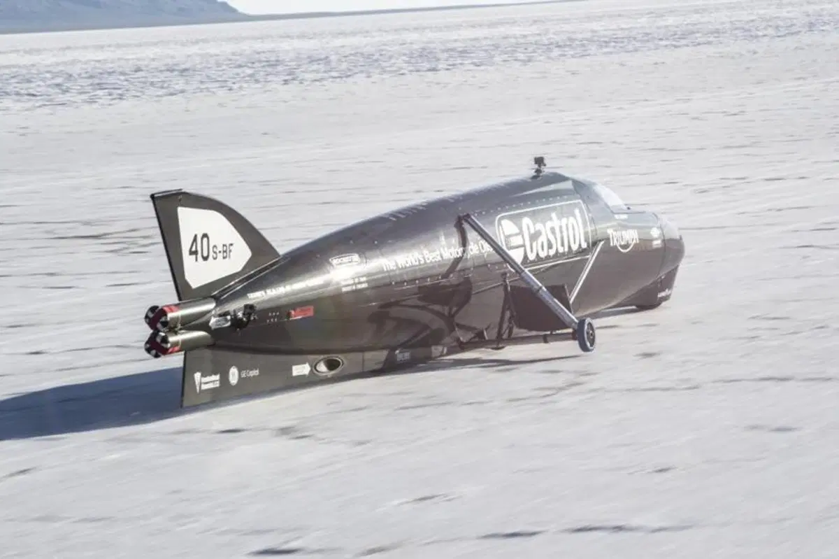 Triumph Castrol Rocket: a 650 km/h per battere il record! (5)