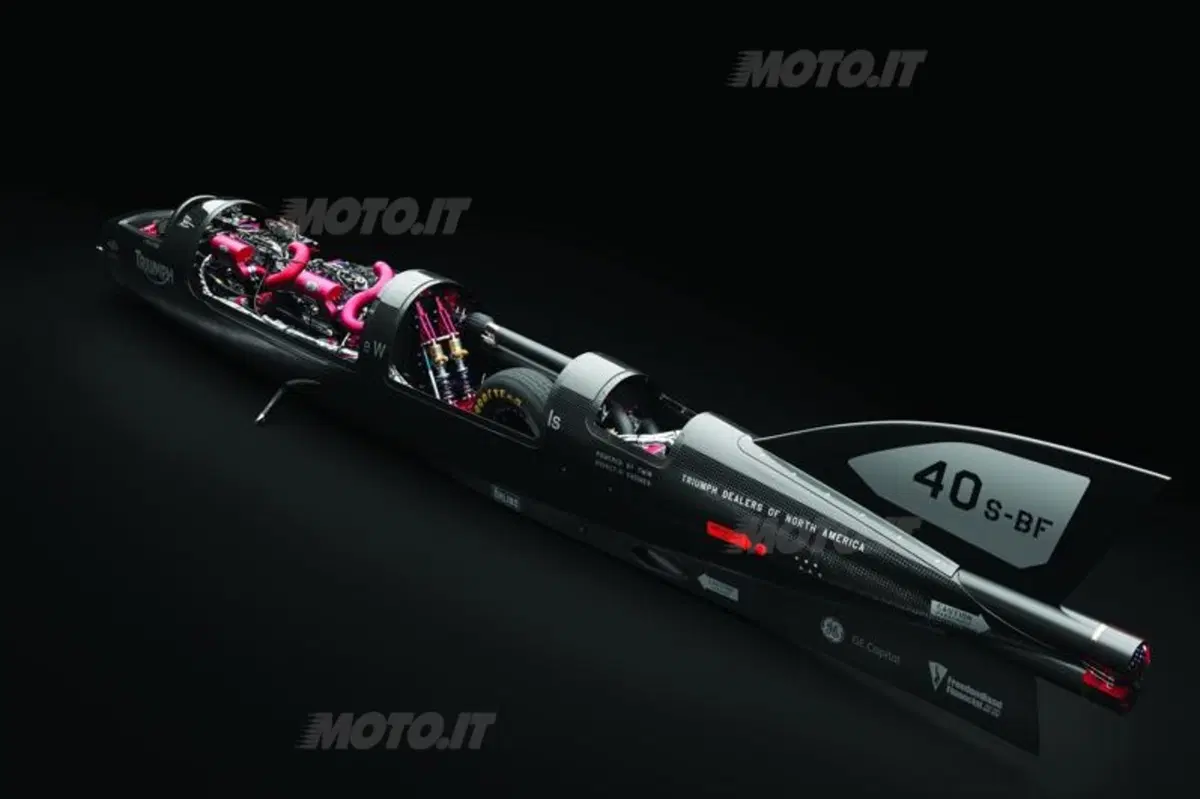 Triumph Castrol Rocket: a 650 km/h per battere il record! (9)