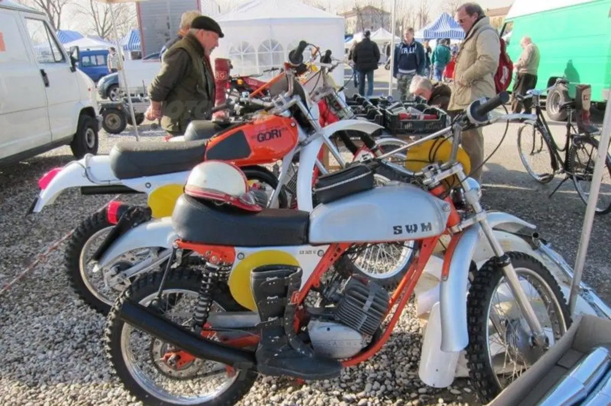 Le foto della mostra scambio auto e moto di Novegro (10)